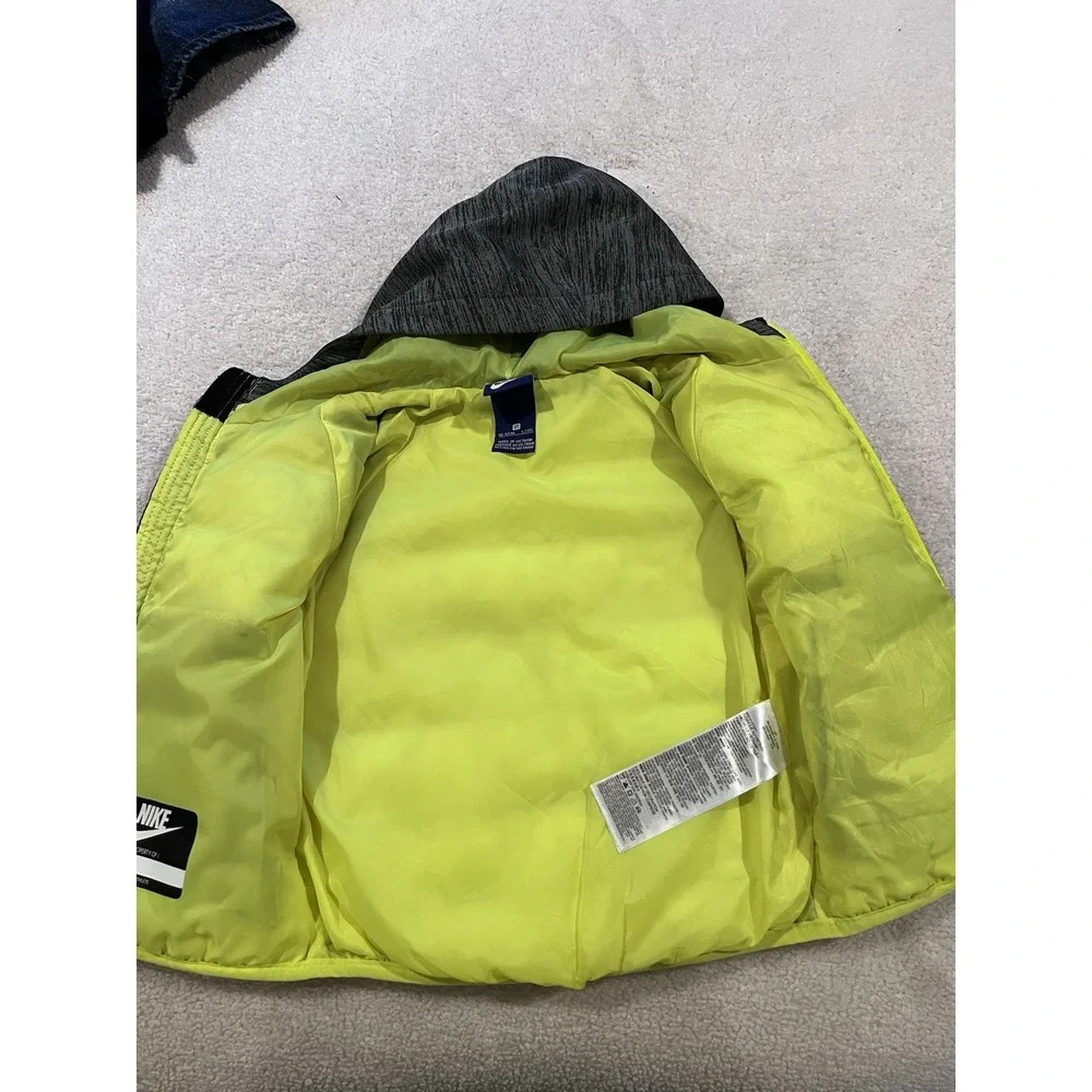 Nike toddlers puffer